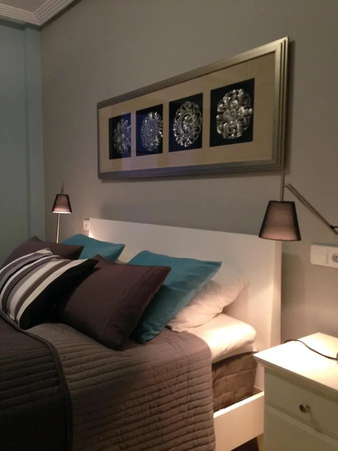 Marbella, Los Arqueros Golf & Country Club, Sleeps 7 Plus 1 Child İspanya