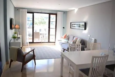 Marbella, Los Arqueros Golf & Country Club, Sleeps 7 Plus 1 Child Daire