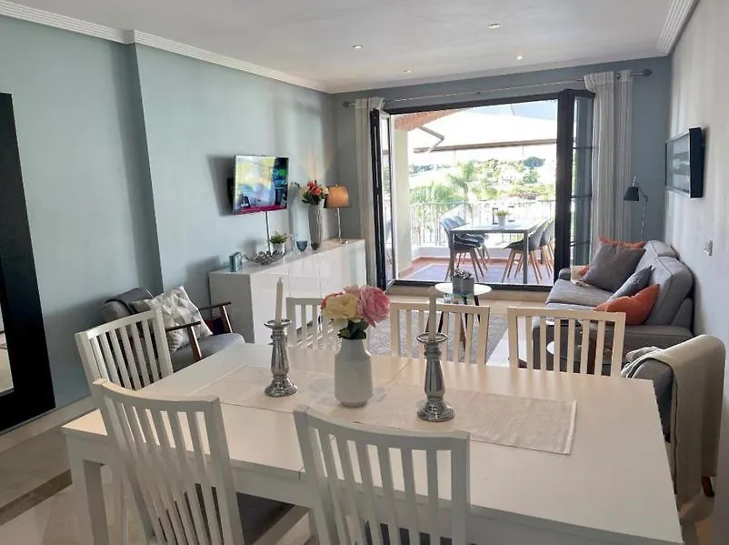 Marbella, Los Arqueros Golf & Country Club, Sleeps 7 Plus 1 Child İspanya